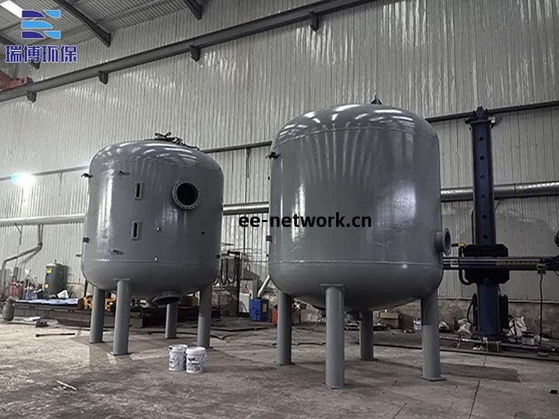 多介(jie)質過(guo)濾(lv)器廠(chang)家(jia)加(jia)工(gong)現場(chang)