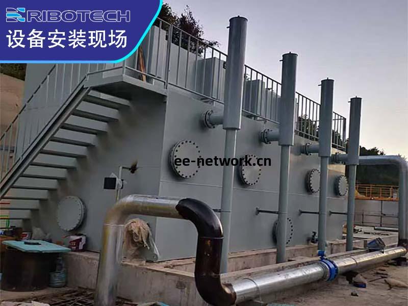 壹化(hua)化凈(jing)水(shui)設(she)備(bei)現(xian)場(chang)