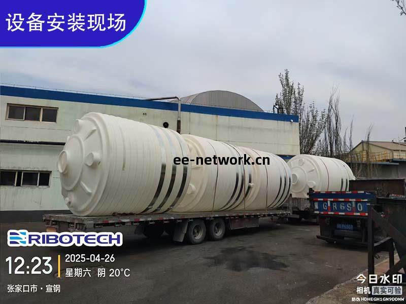 廢(fei)水水處(chu)理(li)加(jia)藥(yao)裝置(zhi)安(an)裝現場(chang)
