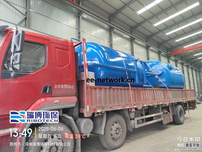 工(gong)業(ye)廢(fei)水(shui)處理用過(guo)濾(lv)器發貨(huo)現(xian)場(chang)