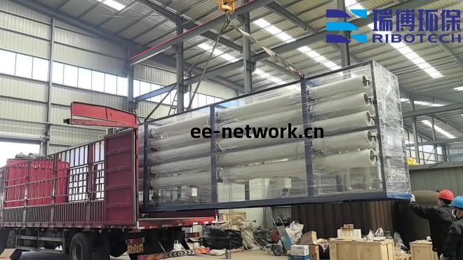 飲用(yong)水_純水(shui)處(chu)理設備_廠家(jia)加(jia)工現(xian)場(chang)