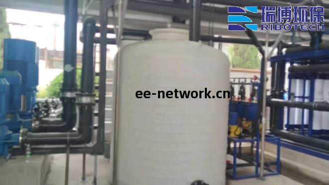 商(shang)場(chang)飲(yin)水新(xin)風(feng)尚采(cai)用飲(yin)用水處(chu)理(li)設(she)備(bei)_飲(yin)用水_純(chun)水處(chu)理(li)設(she)備(bei)_廠家定制(zhi)圖