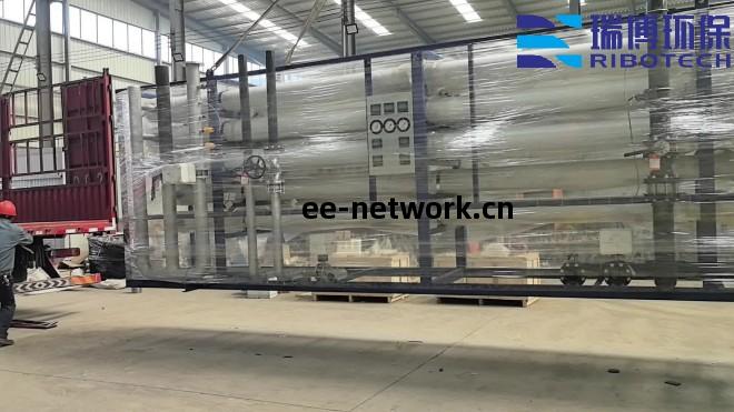 飲用(yong)水(shui)_純(chun)水(shui)處理(li)設(she)備(bei)_廠(chang)家加工(gong)圖