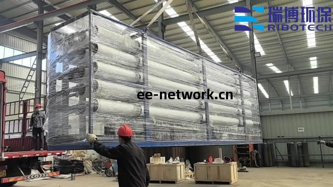 飲(yin)用水_純水處理(li)設(she)備_廠(chang)家加工現(xian)場(chang)