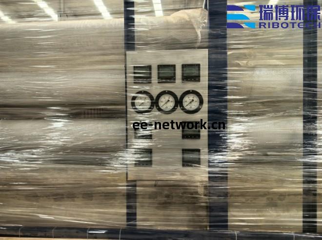 飲用水_純水處(chu)理(li)設備(bei)_廠家加工(gong)現場