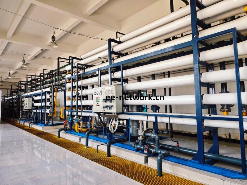 反(fan)滲(shen)透設備(bei)_工(gong)業純水設(she)備(bei)廠(chang)家圖