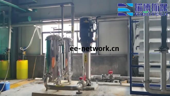 二(er)次供水(shui)設施改(gai)造(zao)安(an)全飲(yin)水新保(bao)障(zhang)_飲(yin)用水(shui)_純(chun)水(shui)處理設(she)備(bei)_廠(chang)家(jia)現場(chang)圖